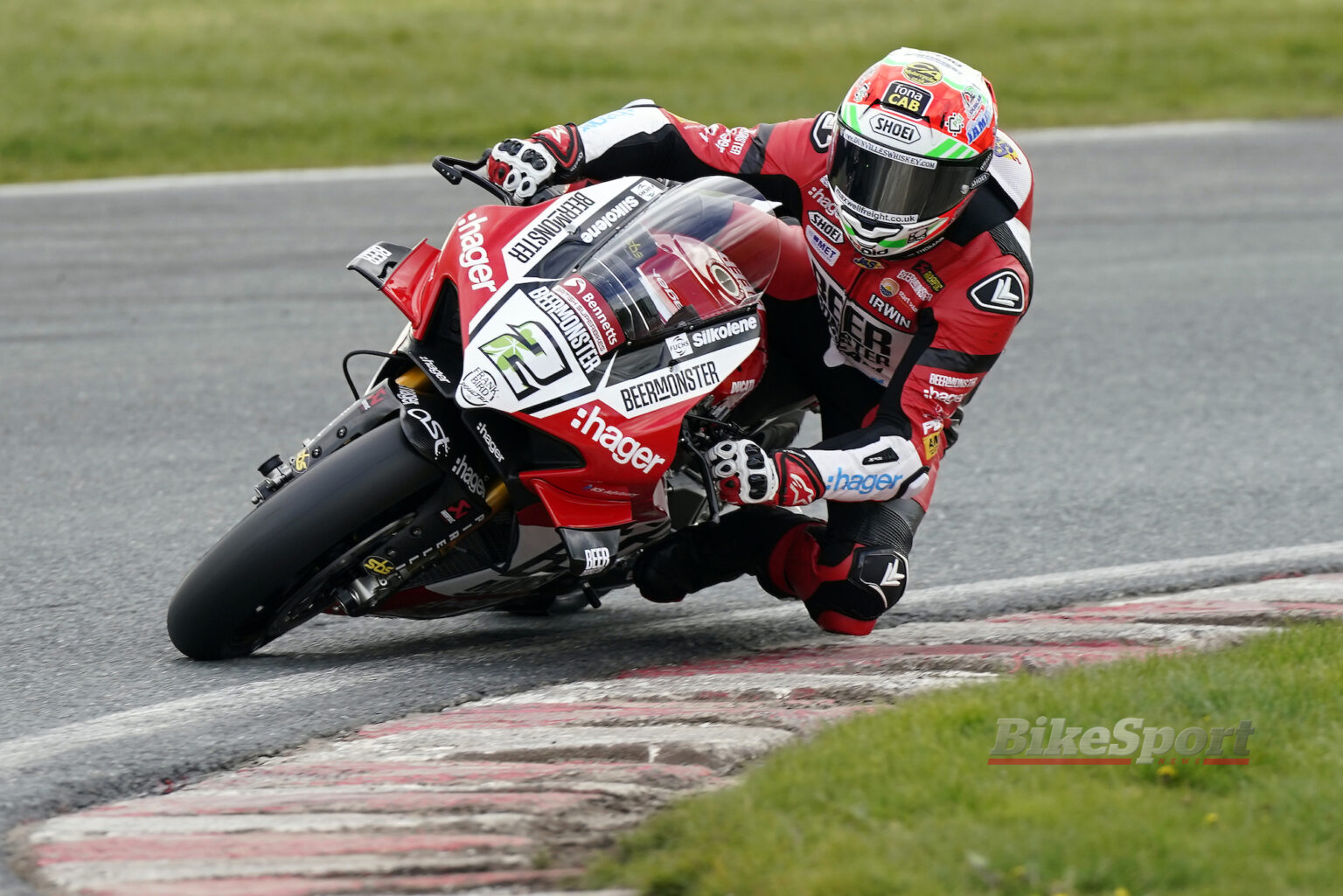 Glenn Irwin, BeerMonster Ducati, Paul Bird Motorsport, Ducati Panigale V4 R, 2023 BSB, Oulton Park, action [credit: Impact Images/Tim Keeton]