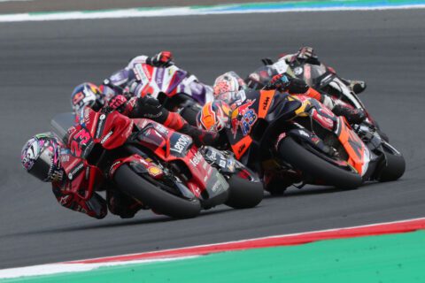 Enea Bastianini, Ducati Lenovo Team, Ducati GP23, 2023 MotoGP, Dutch TT, Assen, action, group, start [credit - Gold & Goose]
