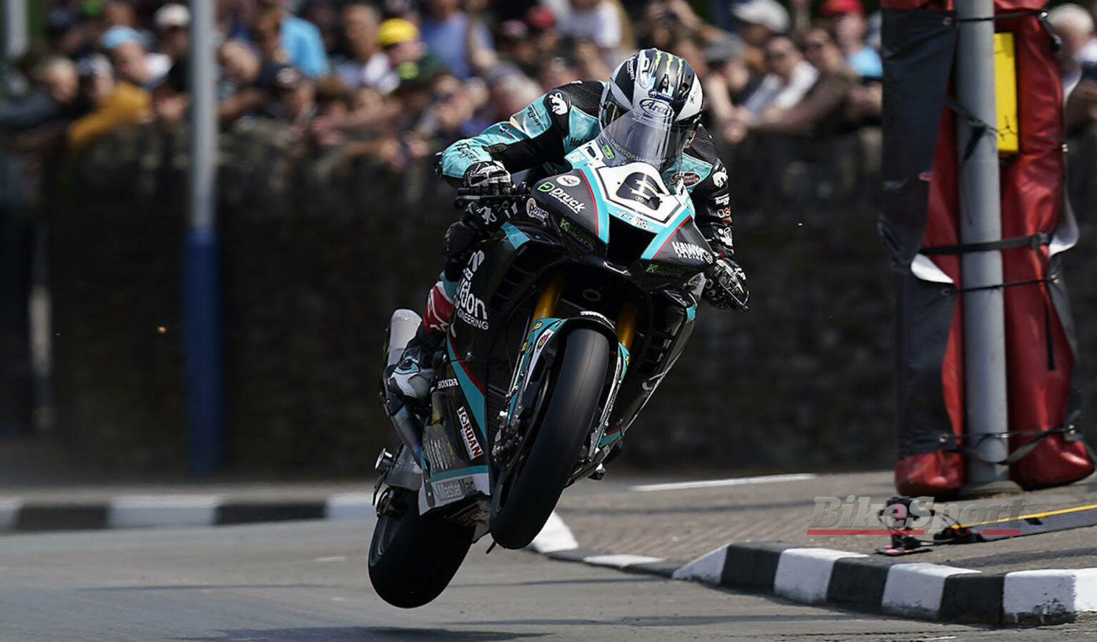 Michael Dunlop, Hawk Racing, Honda CBR1000RR-R, 2023 TT, Isle of Man TT, action, jump [credit - Tim Keeton/Impact Images]