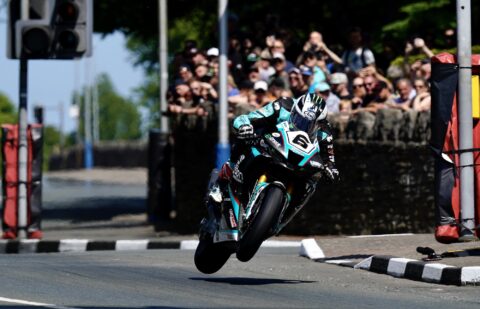 Michael Dunlop, Hawk Racing, Honda CBR1000RR-R Fireblade, 2023 TT, Isle of Man TT, action [credit/ Tim Keeton/Impact Images]