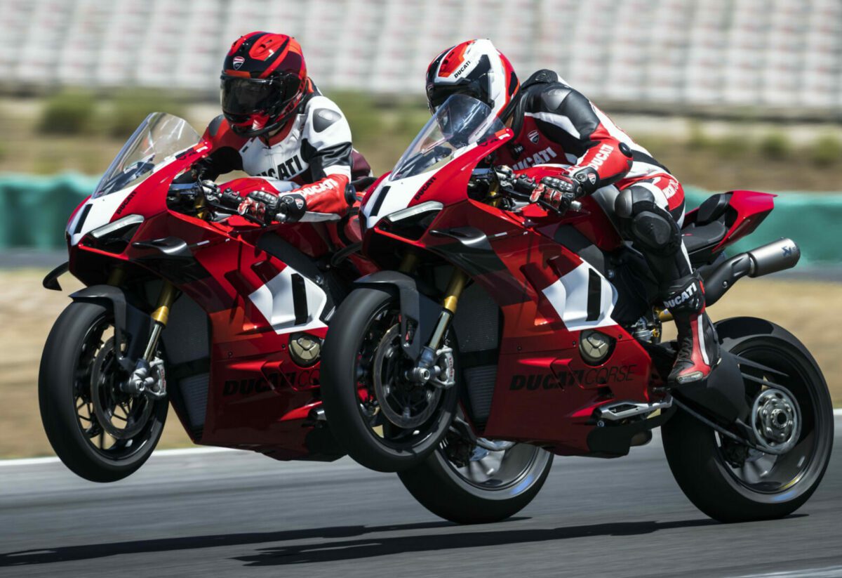 Ducati rsv4 deals