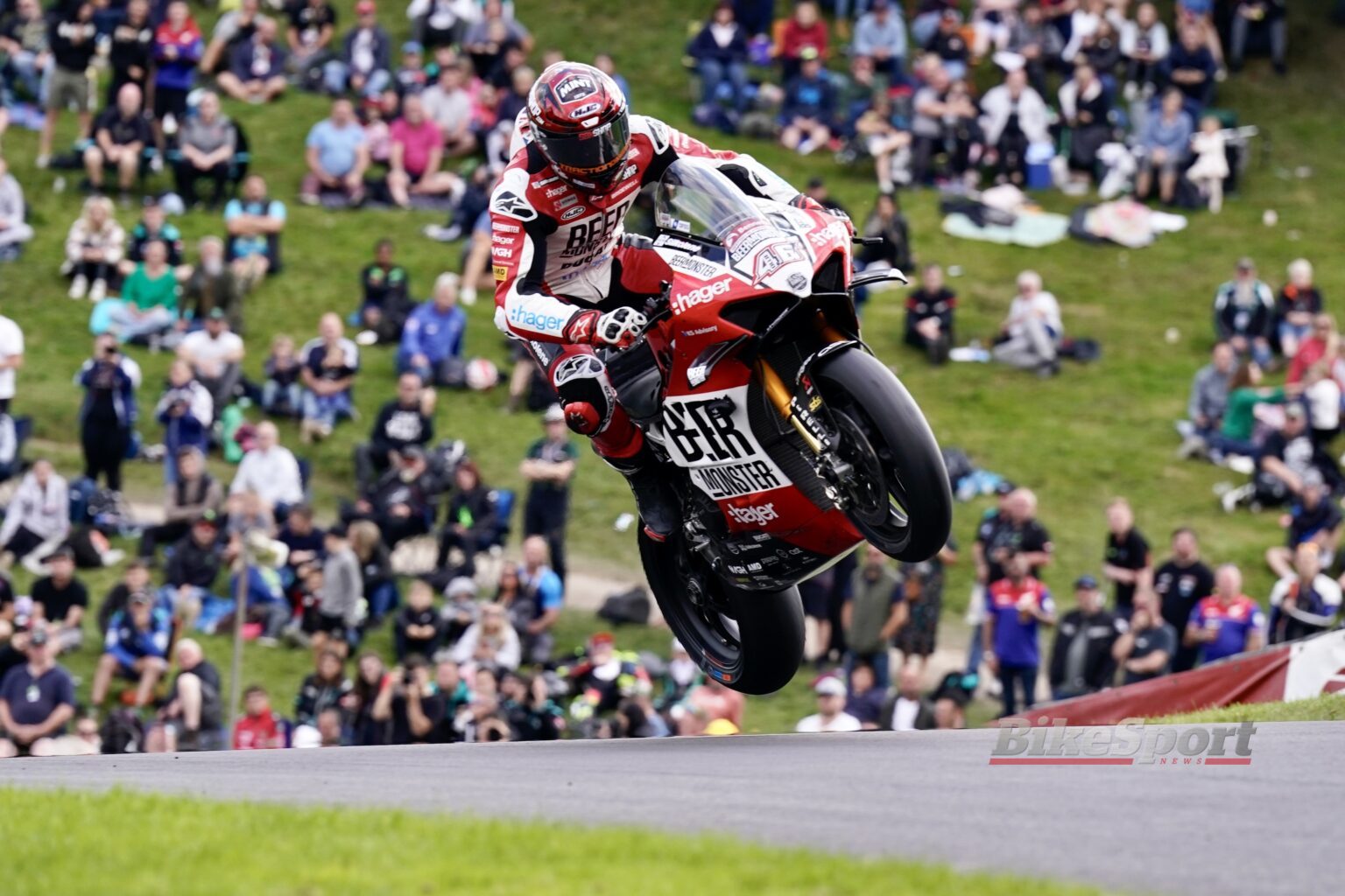 Tommy Bridewell, BeerMonster Ducati, Paul Bird Motorsport, Ducati Panigale V4, 2023 BSB, Cadwell Park, action [credit - Tim Keeton Impact Images]