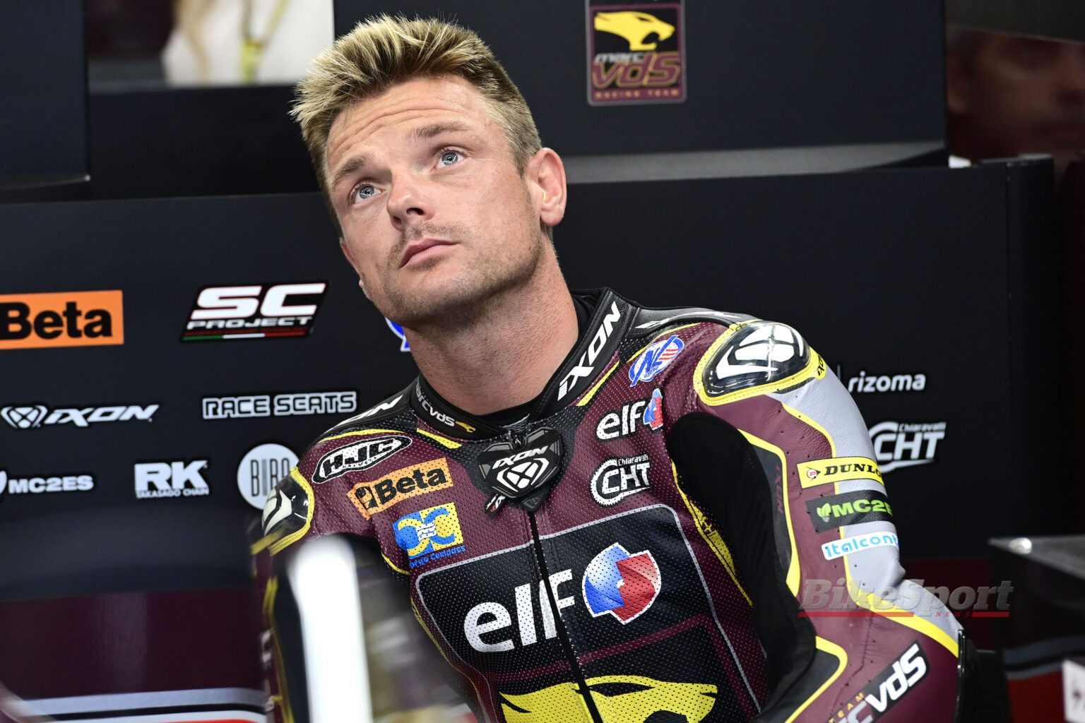 Sam Lowes, Marc VDS Racing, 2023 Moto2, Catalunya Moto2, Barcelona, portrait, garage, box, pit [credit - Gold & Goose]