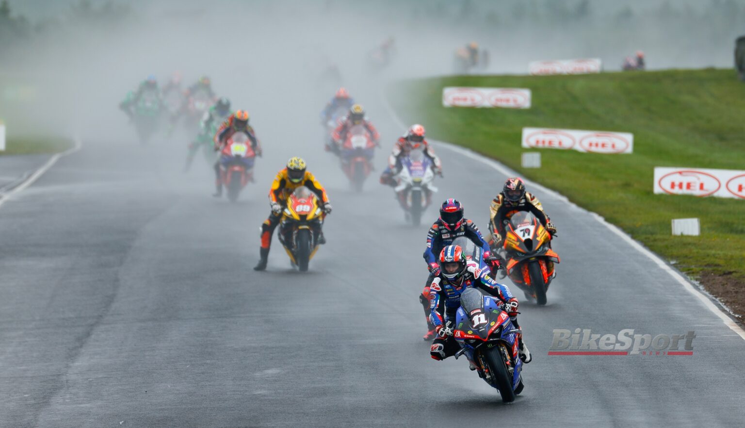 Rory Skinner, Cheshire Mouldings TAS Racing, Ducati Panigale V4 R, 2025 BSB, Knockhill, action, wet, start [Credit: Ian Hopgood Photography]