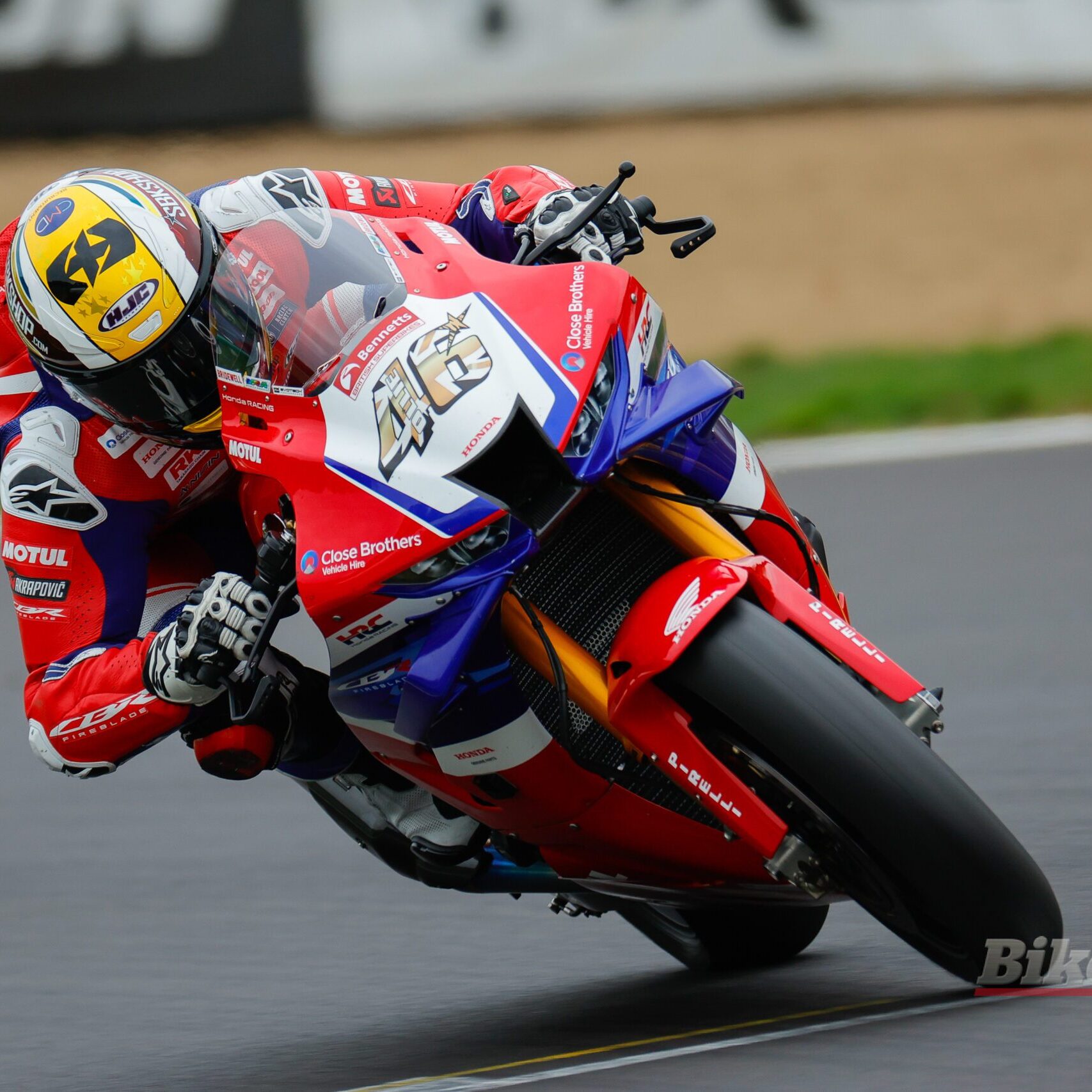 IH_BSB_Brands-Hatch_216145-